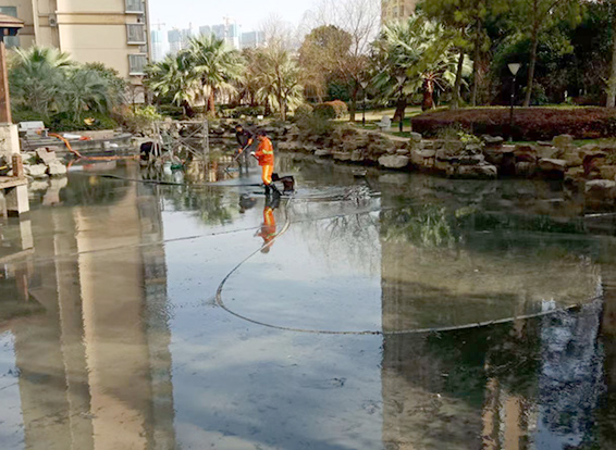 姚安景观池淤泥清理